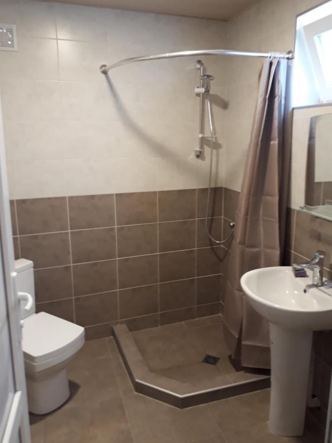 2 Bedroom Apartment In Chugureti Tbilisi Exterior photo